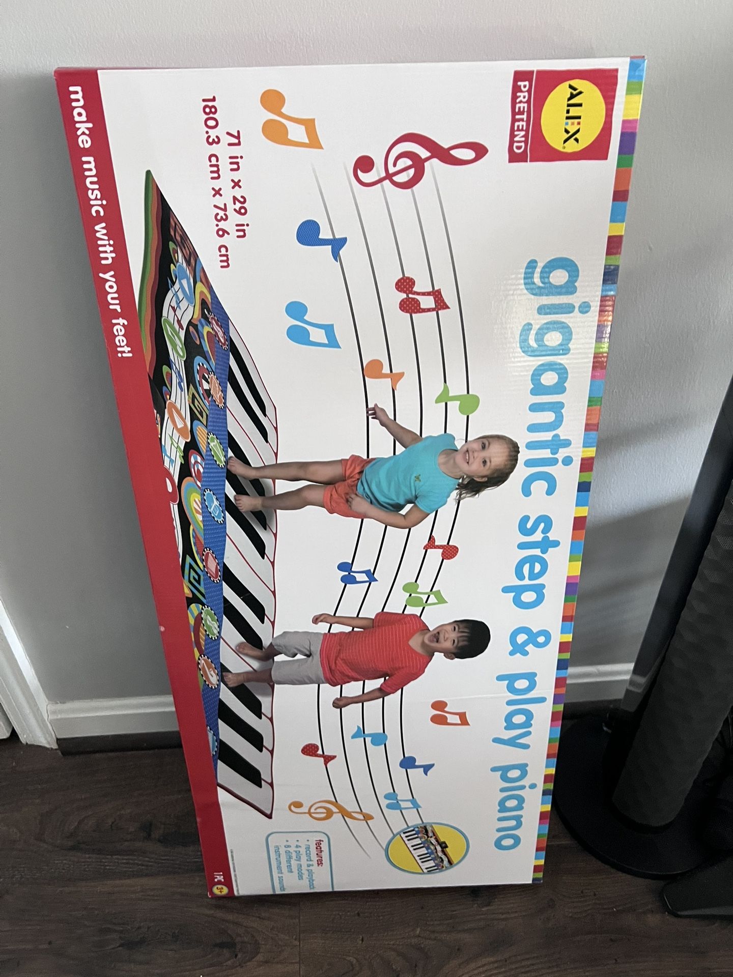 Gigantic Step & Play Piano