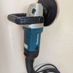 9237C Makita 7 Polisher, 10 AMP, 600-3,200