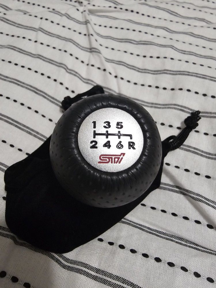 2021 Subaru STI shift Knob