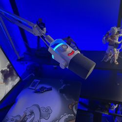 Full Gaming set Up + Good PC ( looking For Offers Don’t Mind Price)