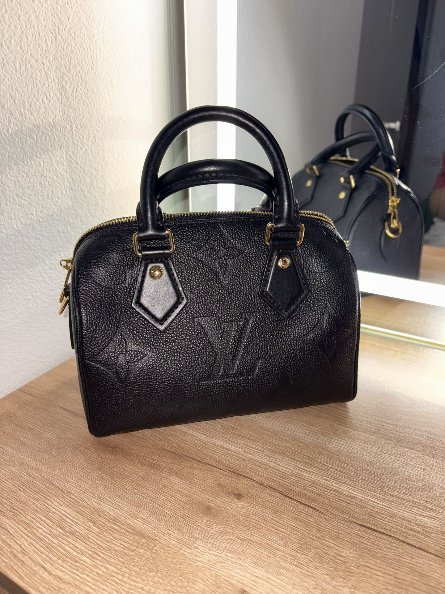 Louis Vuitton Speedy 30 Black