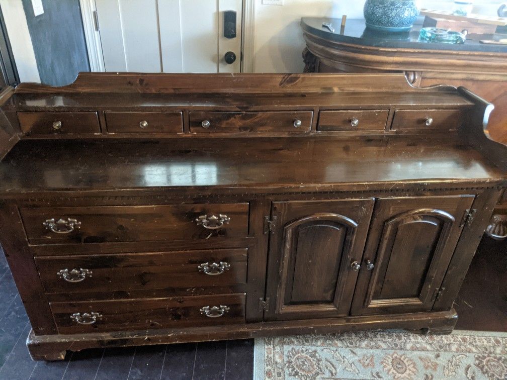 Vintage Dresser, Bennington pine