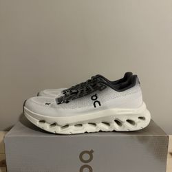 On Cloud Shoes 