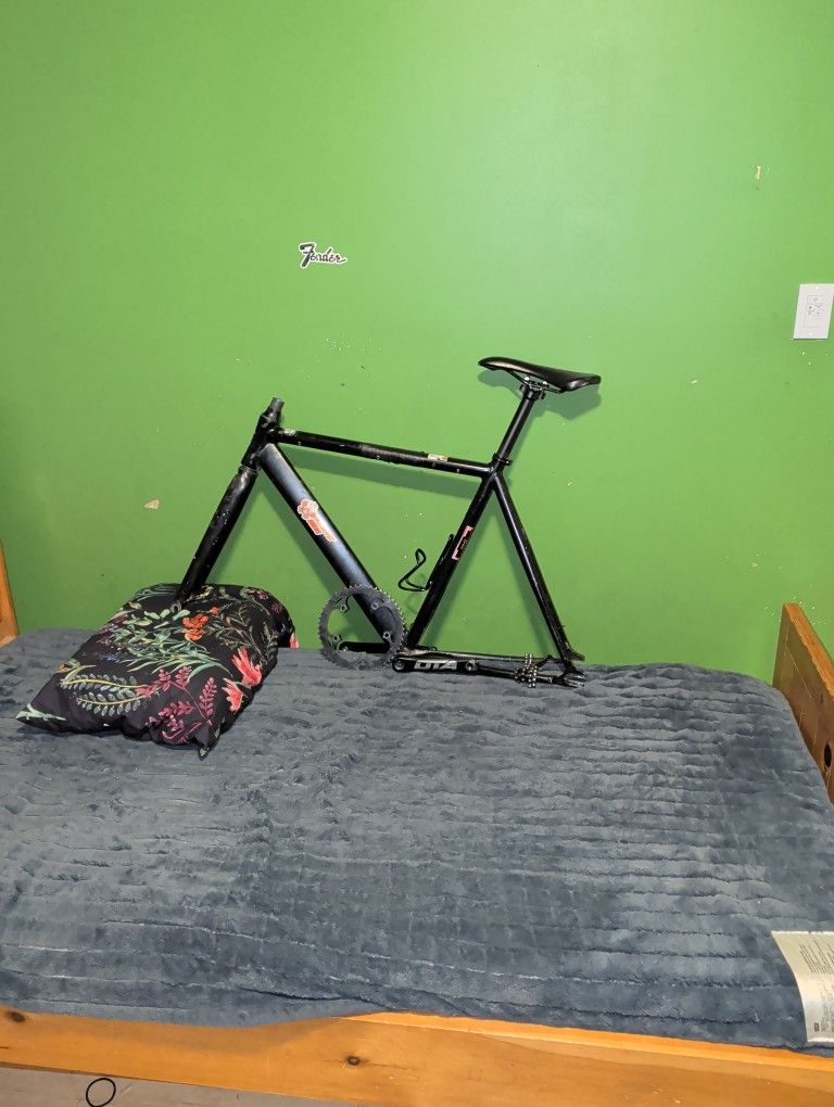 Black 6ku Check Desc