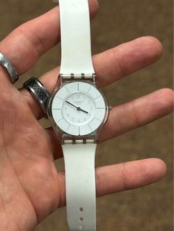 White classiness watch
