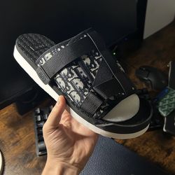Dior slides 8-12