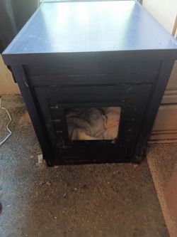 Litterbox Enclosure/Lodge