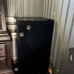 Mini Fridge Works Great