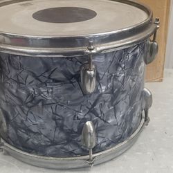 Vintage 13" Mounted Tom Blue Oyster