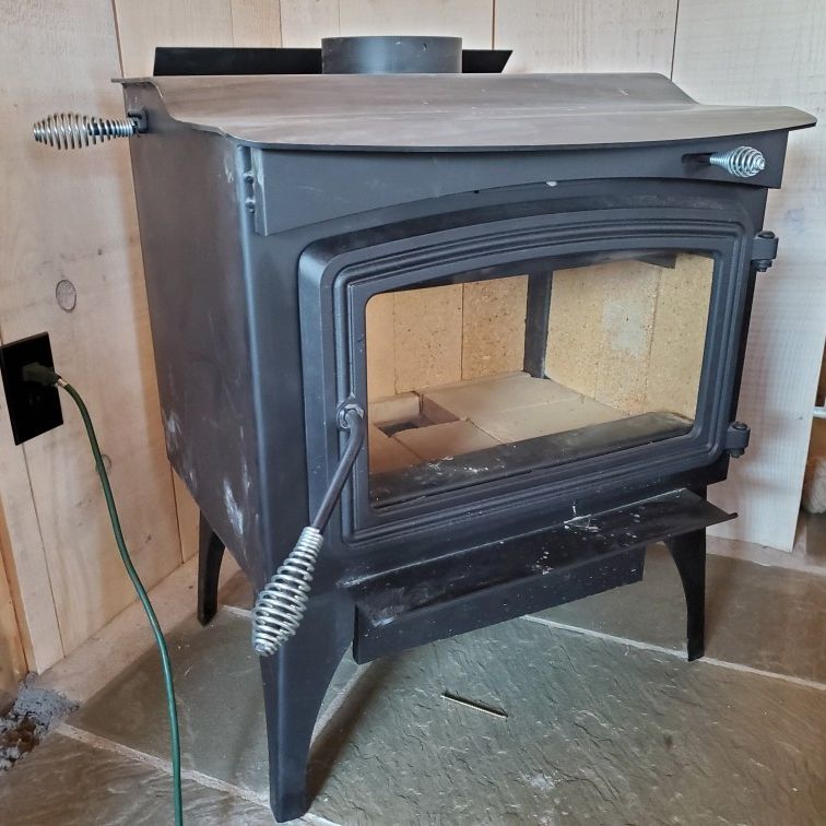 Pleasant Hearth 1800 Sq.ft. Wood Stove New for Sale in Fountainville, PA -  OfferUp