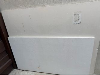 Quartz slabs