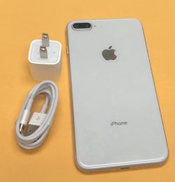iPhone 8 Plus 64GB Factory Unlocked-Silver
