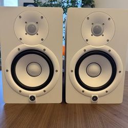 Yamaha HS7 Speakers, Stand & Subwoofer