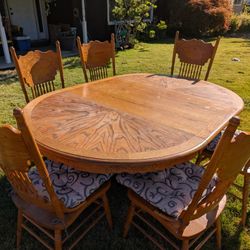 Table and 6 chairs