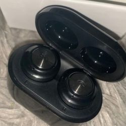 Wireless Stereo Earbuds

