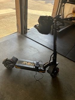 Emove scooter