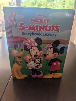 Disney Junior Mickey 5-minute Storybook Library 12 books