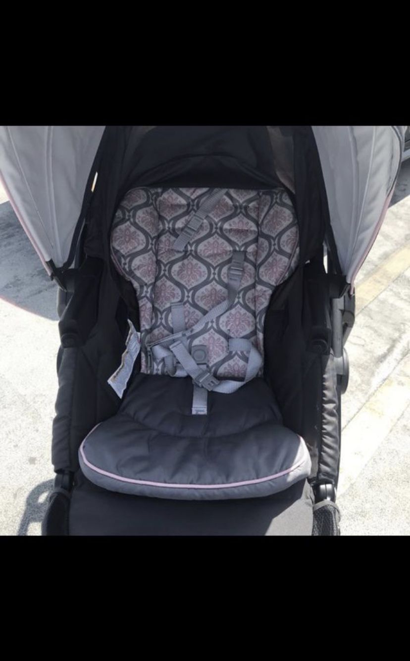 Graco Stroller and Swing 2 for 1