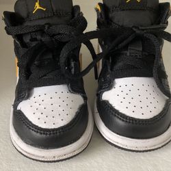 Jorden 1 (mid) 4C