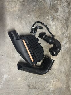 OEM Intake Mustang 2024