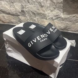 Women’s Givenchy Slides Size 7