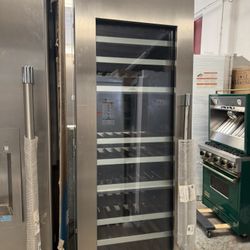 Thermador 24” Column Wine Cooler 