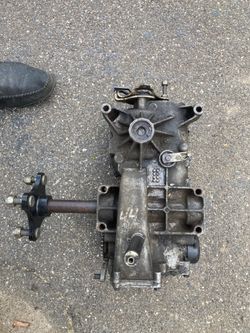 Left side cub cadet hidro transmission