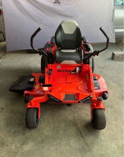 Ariens IKON 52-in 23 HP Kawasaki Carb Compliant Gas Zero Turn Riding