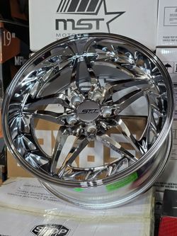 18x8.5 NEW CHROME FLOW FORM SHIFT INJECTOR WHEELS/RIMS. 5X112