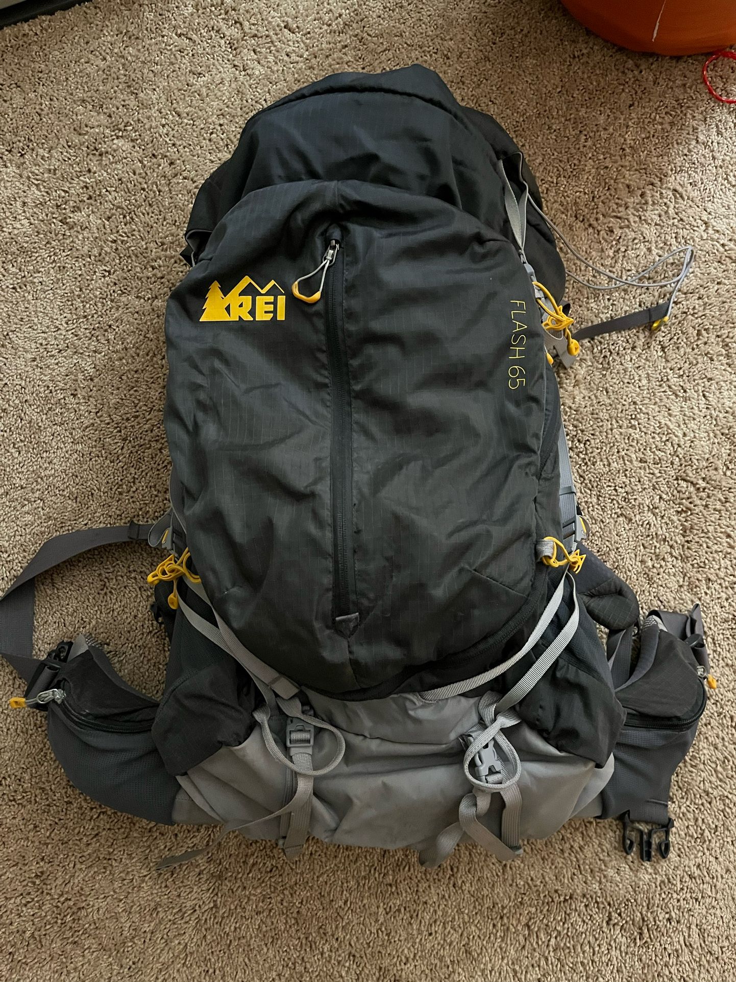 REI Flash 65 Men’s Backpack