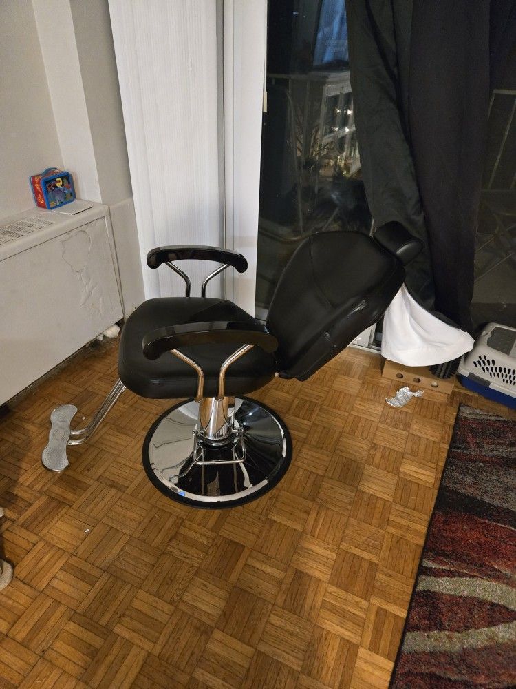 A Barber Cutting Chair