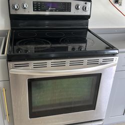 Self cleaning KitchenAid Oven