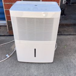 GE : ADEL30LWQ1 dehumidifier 