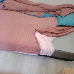 Free Full Size Matress With Spring Box