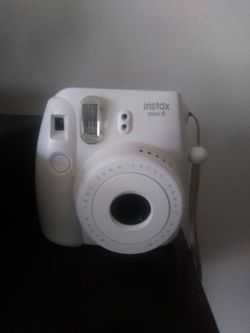 Instax mini 8 camera