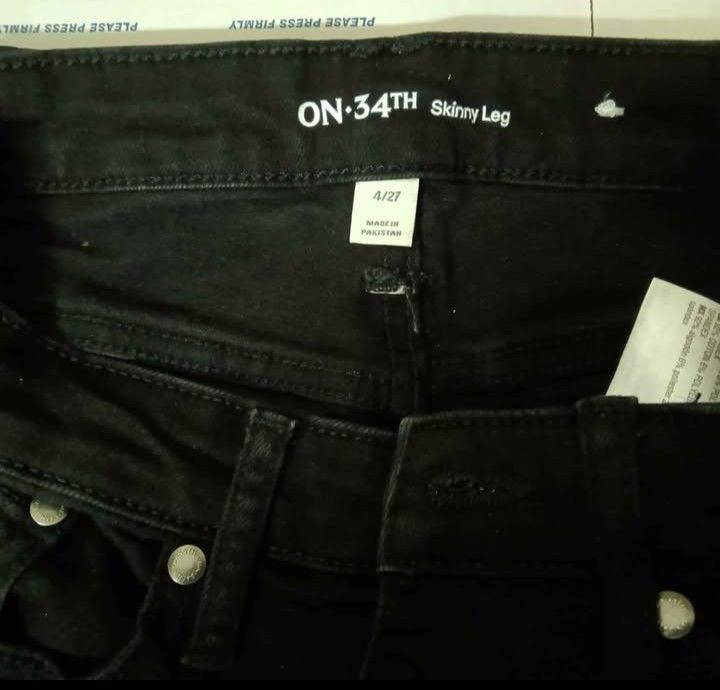 On 34th Street Juniors Skinny Leg Jeans