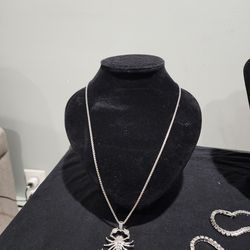 24" Chain And Pendant 
