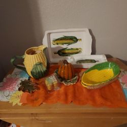 BEAUTIFUL  CORN  PITCHER PLUS OTHER BRAND NEW MAKE OFFER 