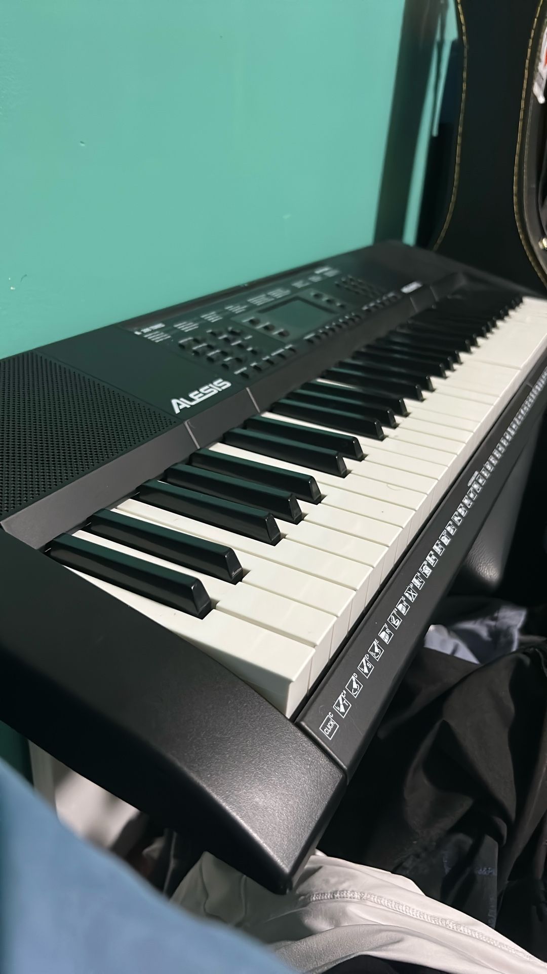 Alesia Keyboard Piano