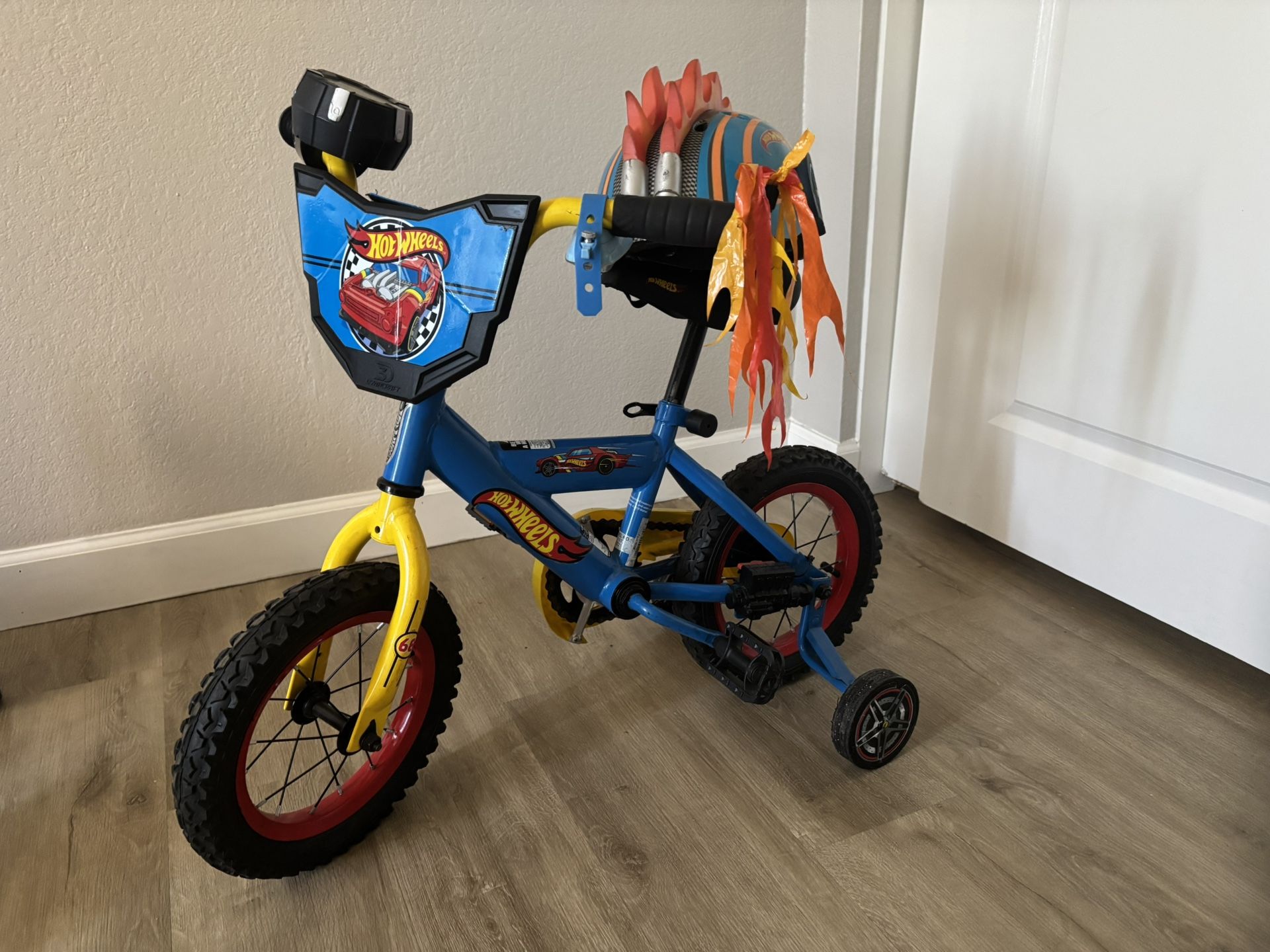 Hot Wheels Toddler Bike 3+