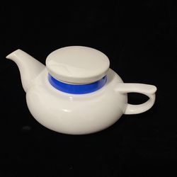 Solo Teapot by Toscany w/lid, 2 Cup