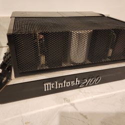 Mcintosh 2100 Amp And Bose Speakers 