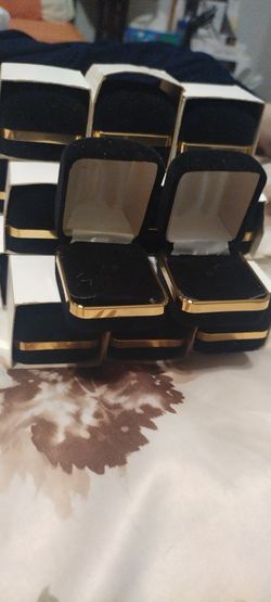 20  Velvet Jewelry Cases (Empty)