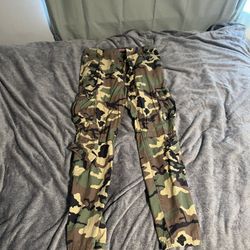 Match stick cam cargo pants 34x34