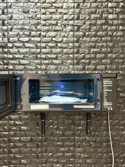SAMSUNG OVER THE RANGE MICROWAVE w/WARRANTY! R3503A