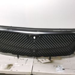 2023-2024-2025 CADILLAC LYRIQ GRILLE  No CAMERA 