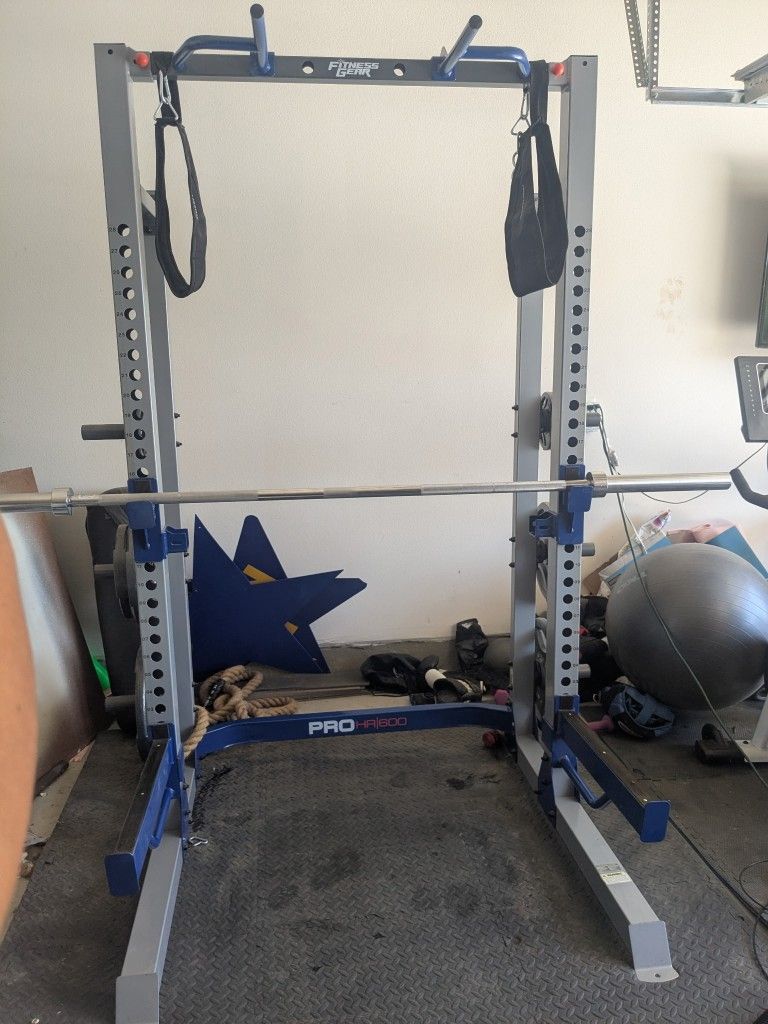 Squat Rack And Weights 