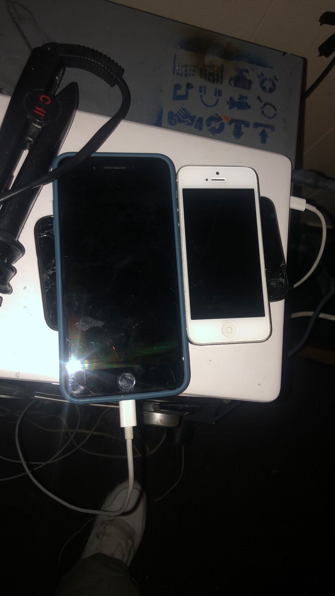 iPhone -8plus // And // iPhone - 5