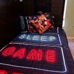 Twin Bed Frame With Bookshelf