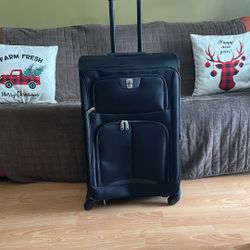 Maleta Negra  Grande Con Llantas Giratorias No Hay Necesidad De Ir Jalando  